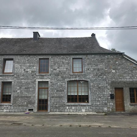 Petite Maison A La Campagne Couvin Exteriör bild