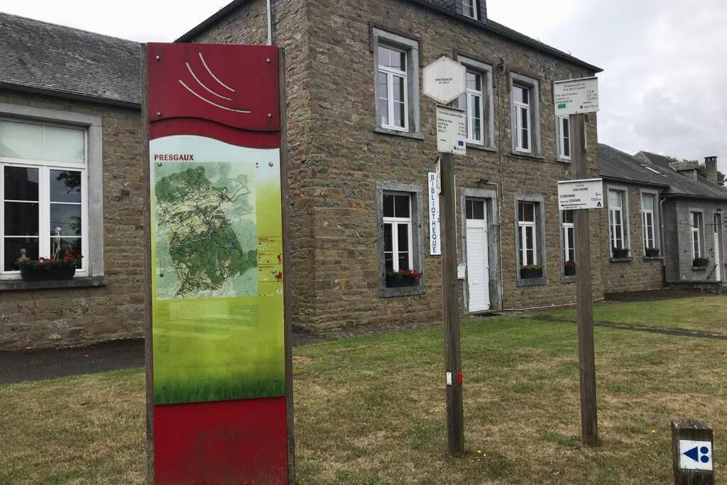 Petite Maison A La Campagne Couvin Exteriör bild